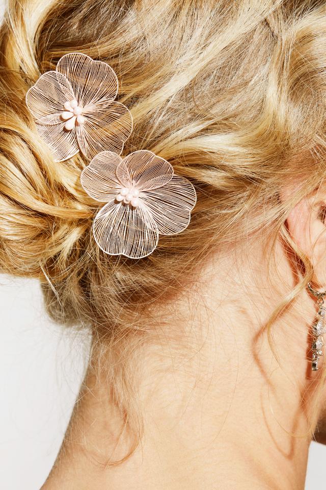 Perfect hair accessoires for your summer wedding
