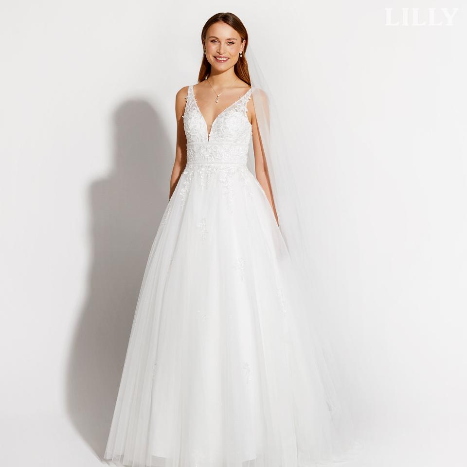 bridalgown with tulle skirt